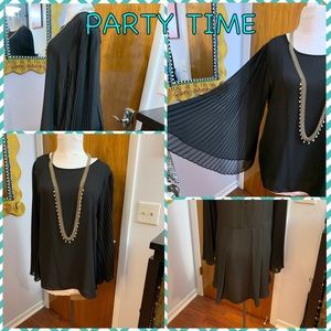 Vince Camuto black big low top